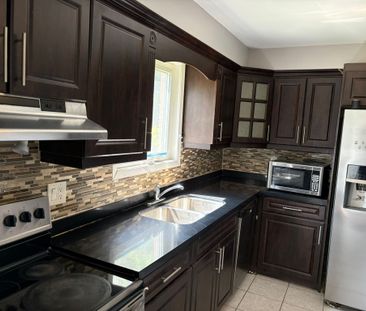 For Lease - 3255 Anderson Crescent, Mississauga, Ontario - Photo 6