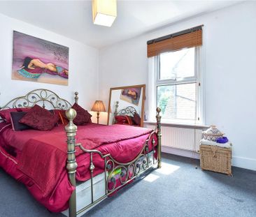 2 bedroom detached house to rent - Photo 3