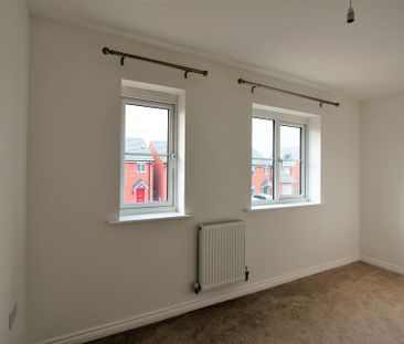 2 bedroom terraced house to rent - Photo 3