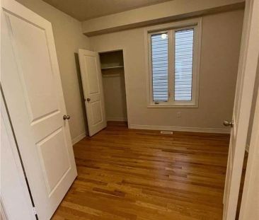 404 BLACKCHERRY CRESCENT - Photo 5