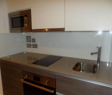 Studio to rent - Photo 4