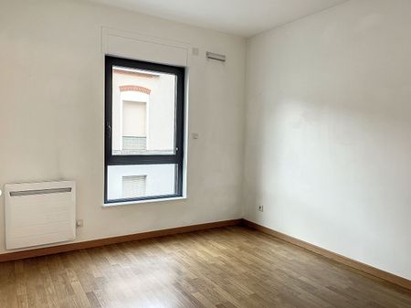 Appartement à louer - REIMS- GARE / CENTRE - Photo 3
