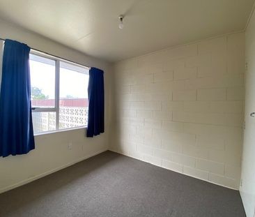 Columbus Crescent, Flaxmere - Photo 5