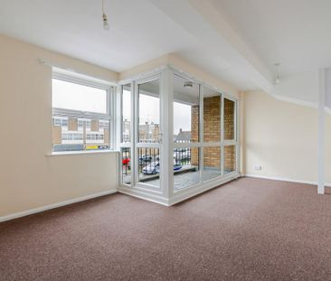 3 bedroom maisonette to rent - Photo 4