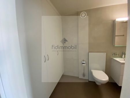 Appartement réservé pour personnes à I'AVS ou AI - Photo 4