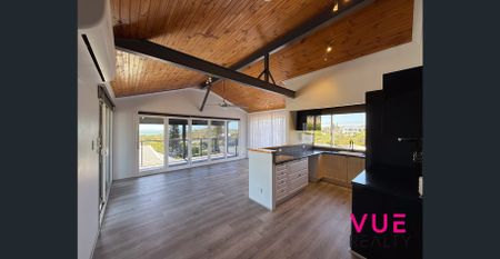 THE ULTIMATE BEACH HOUSE – WITH WOW FACTOR VIEWS! - Photo 2