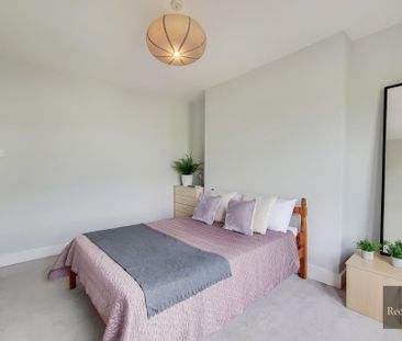 3 bedroom apartment to rent - Photo 4