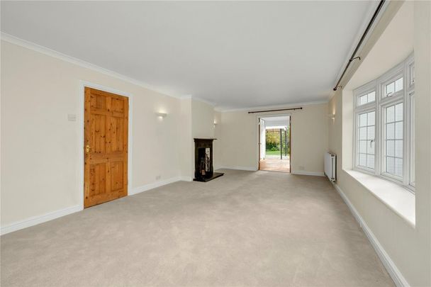 4 bedroom detached house to rent - Photo 1