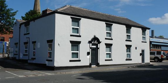 1 bedroom flat to rent - Photo 2