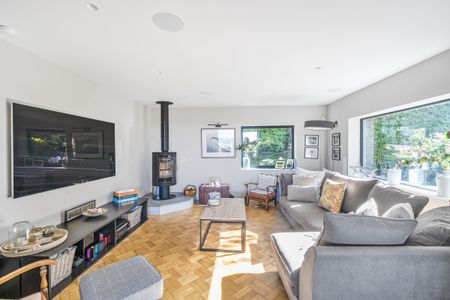 5 bedroom detached house to rent - Photo 5