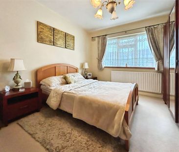 Spring Avenue, Egham, Surrey, TW20 9PJ - Photo 4