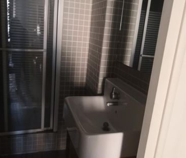 Location Appartement 2 pièces 35m² LYON 7ème - Photo 5