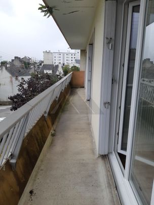 A LOUER BREST APPARTEMENT T3 ST MARC PARKING ASCENSEUR BALCON CAVE - Photo 1