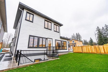 Langley Willoughby Heights Exquisite Newly Renovated Home - Photo 3