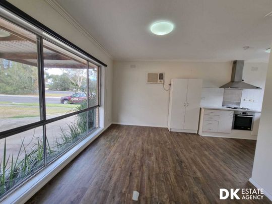 Ideal Unit in Werribee - Photo 1