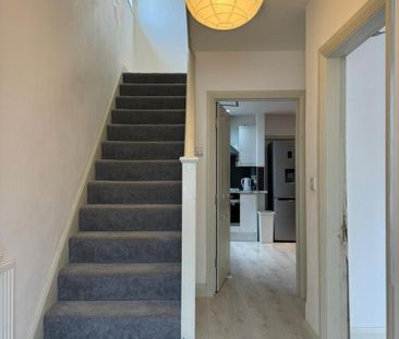 6 bedroom semi-detached house to rent - Photo 6