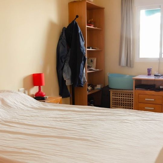 valencia, Valencian Community 46021 - Photo 2