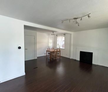 93 Cartier Crescent #Main - Photo 2