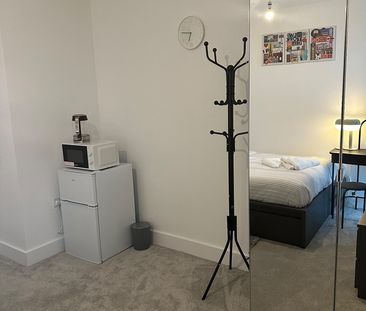 Room in a Shared Flat, Angel Heights, CR0 - Photo 5