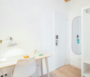 Carrer d'Escudellers, Barcelona, Catalonia 08002 - Foto 2