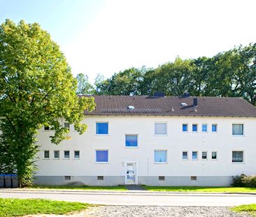 Platz für die ganze Familie! Geräumige 4-Zimmer-Wohnung mit Balkon - Photo 1