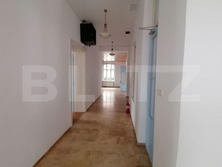 Casa de inchiriat, 504 mp, Gruia/7 strazi - Fotografie 3