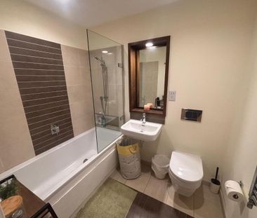 17 Custom House Square, Custom House Reside, Belfast, BT1 3ES - Photo 1