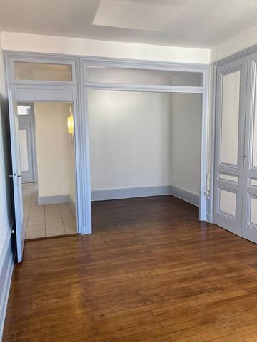 Location appartement Lyon 6e Arrondissement 69006 3 pièces 82.17 m² - Photo 5