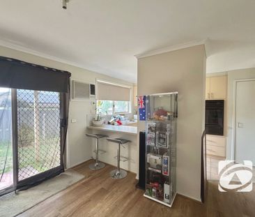 WELL PRESENTED TWO BEDROOM UNIT - Photo 2