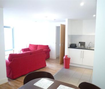 1 bedroom flat to rent - Photo 2