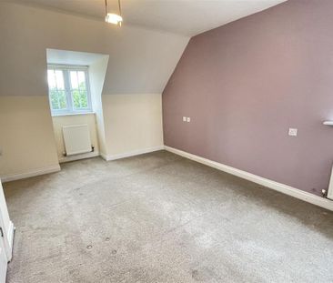3 bedroom end of terrace house to rent - Photo 1