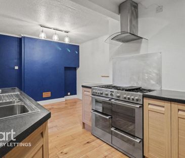 3 bedroom end of terrace house to rent - Photo 6