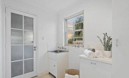 31 Bernley Drive, Viveash WA 6056 - House For Rent | Domain - Photo 3