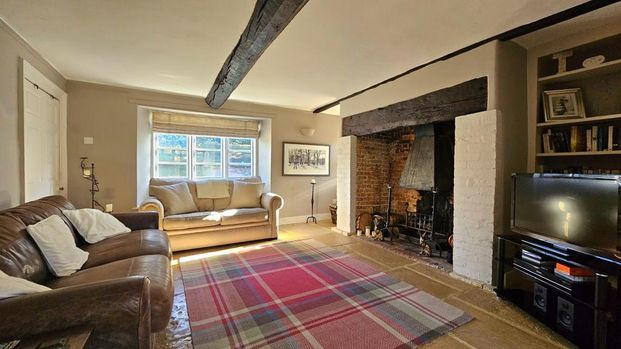 5 bedroom cottage to rent - Photo 1