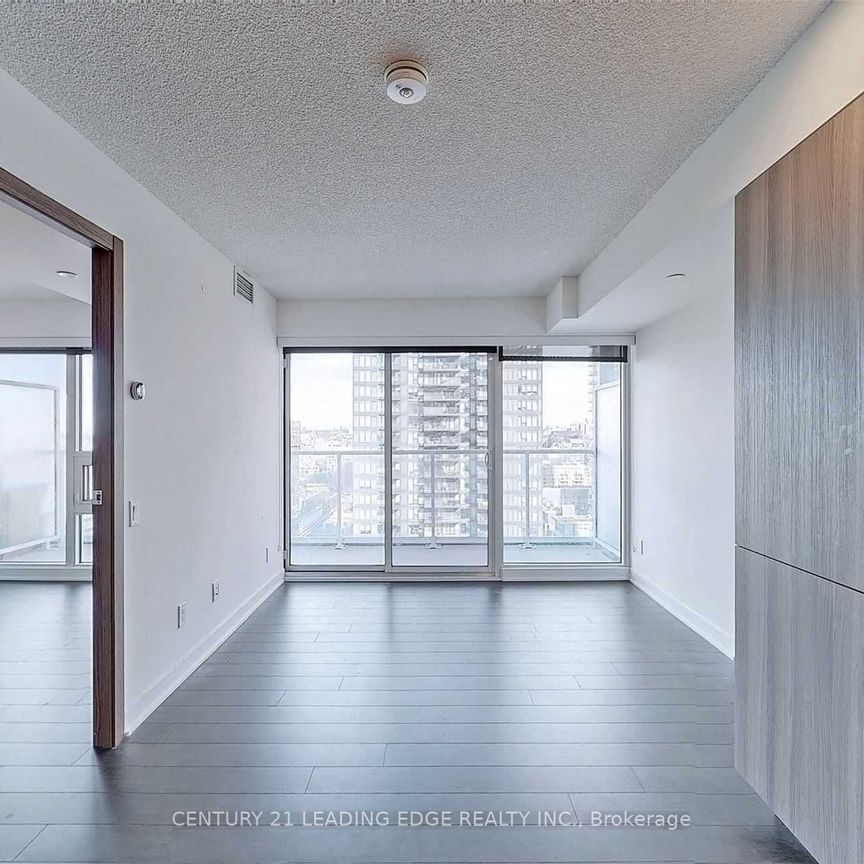 For Lease - 17 Bathurst Street Unit# 2607, Toronto, Ontario - Photo 1