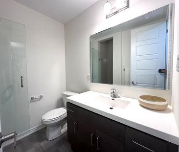 For Lease - 1222 Rose Way Unit# Main Fl, Milton, Ontario - Photo 4