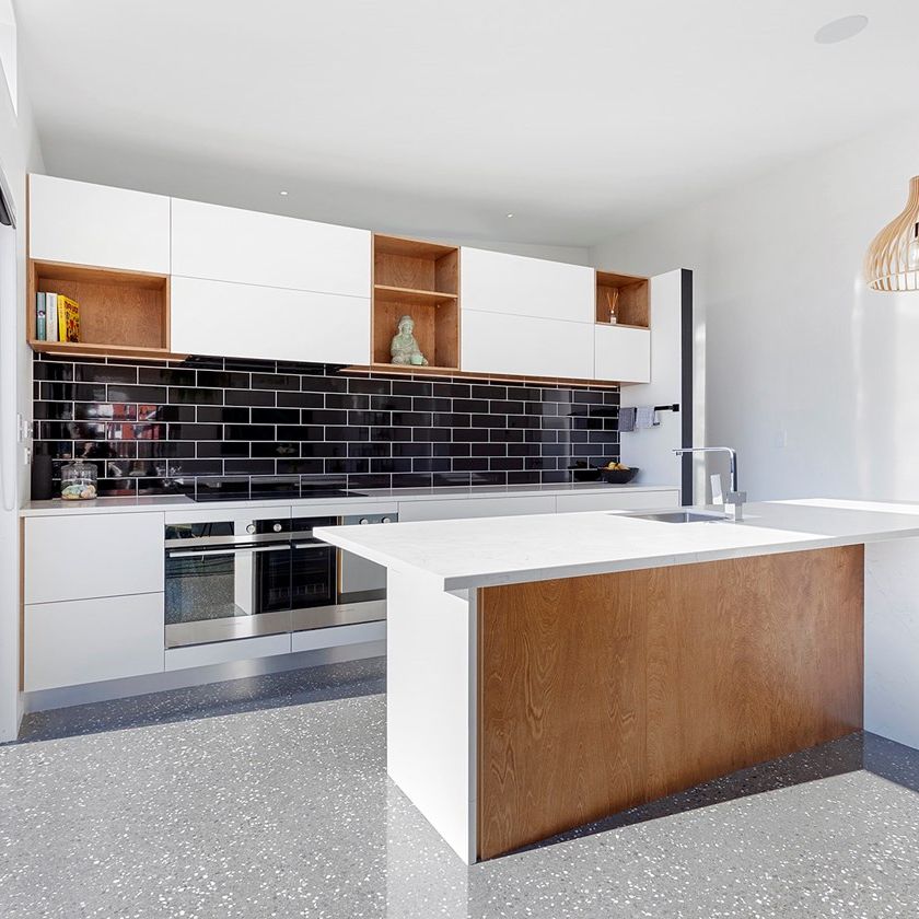 Heathcote, 4 bedrooms - Photo 1