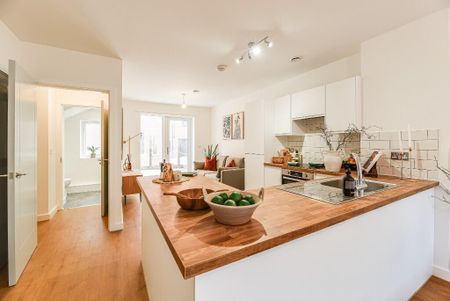 2 bedroom townhouse to rent - Photo 3