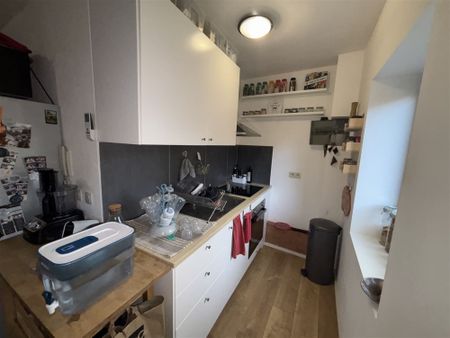 Bel appartement 1 ch entièrement rénové au 2ème étage - Foto 3