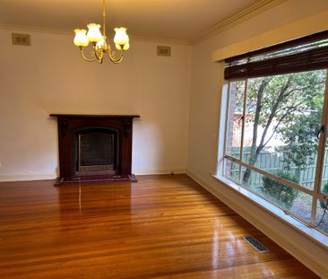 140 Maud Street, Balwyn North VIC 3104 - House For Rent | Domain - Photo 1