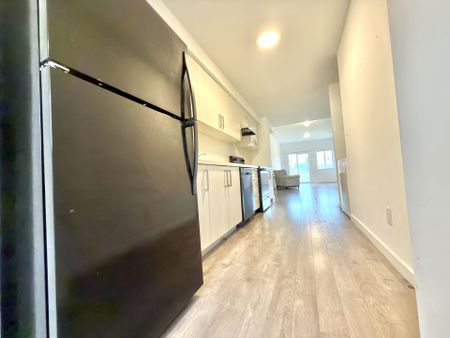 For Lease - 406 Chaffey Street, Welland, Ontario - Photo 4