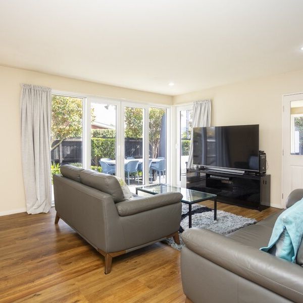 Spacious three bedroom townhouse. - Photo 1
