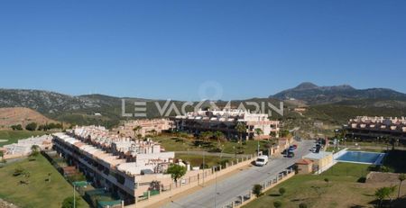 DUPLEX PENTHOUSE IN HACIENDA DE CASARES - Photo 3