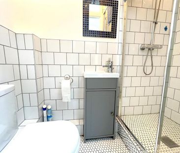 3 bedroom terraced house to rent - Photo 6