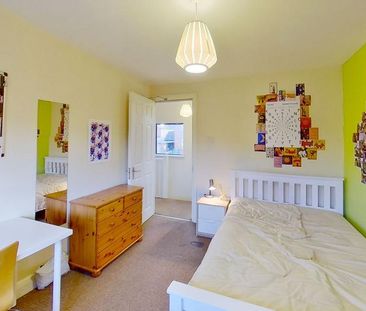 6 bedroom semi-detached house to rent - Photo 5