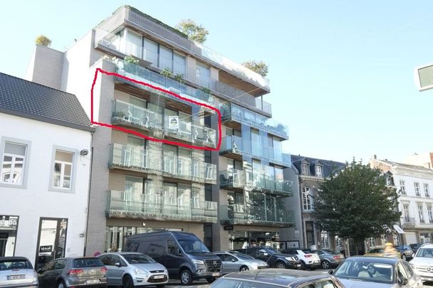 Recent 3 slpk's appartement van 145 m² in het centrum - Photo 1