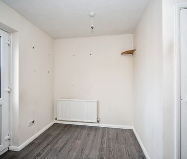2 bedroom mid-terrace to rent Hurst Grove, Bedford, MK40 4DW - Photo 2
