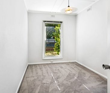 Picture Perfect Family Home - Photo 3