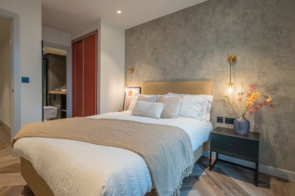2 Bed - Large - Photo 1