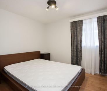 For Lease - 90 Carnival Court, Toronto, Ontario - Photo 3